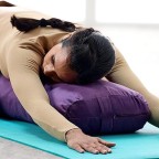 Washable purple organic cotton yoga pillow